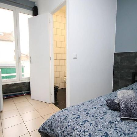 01 - Chambre Avec Lit Double Ideal Jo 2024 圣但尼 外观 照片